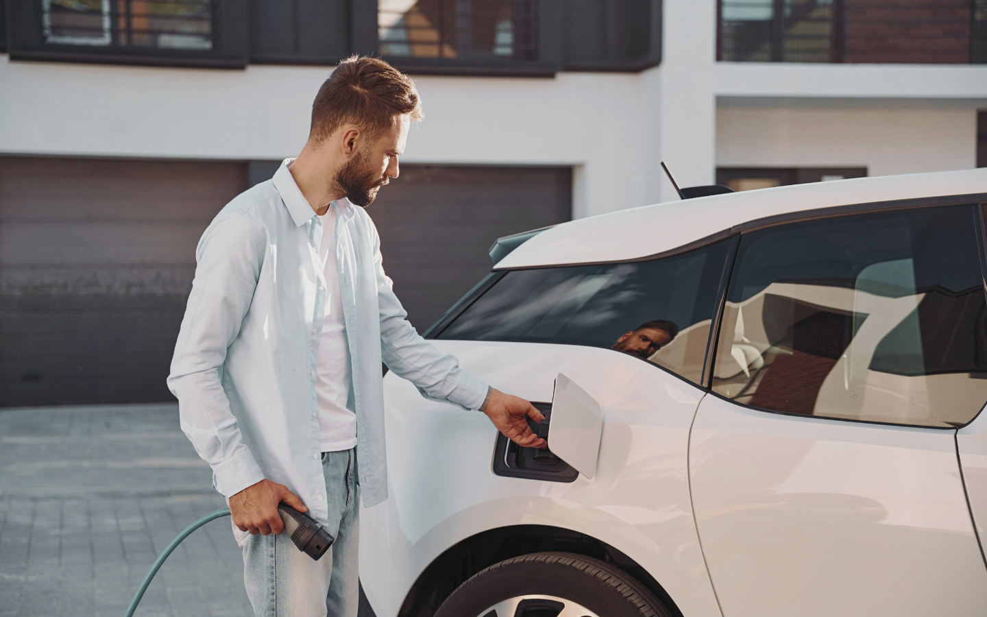 Electric Vehicle Charging in the UK: The Ultimate Guide